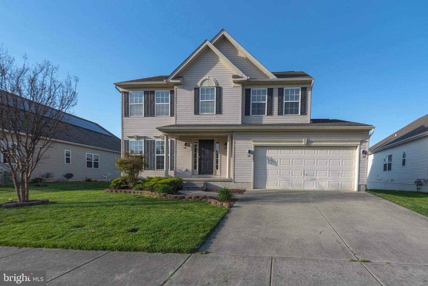 22967 Surry Ln Property Photo 1
