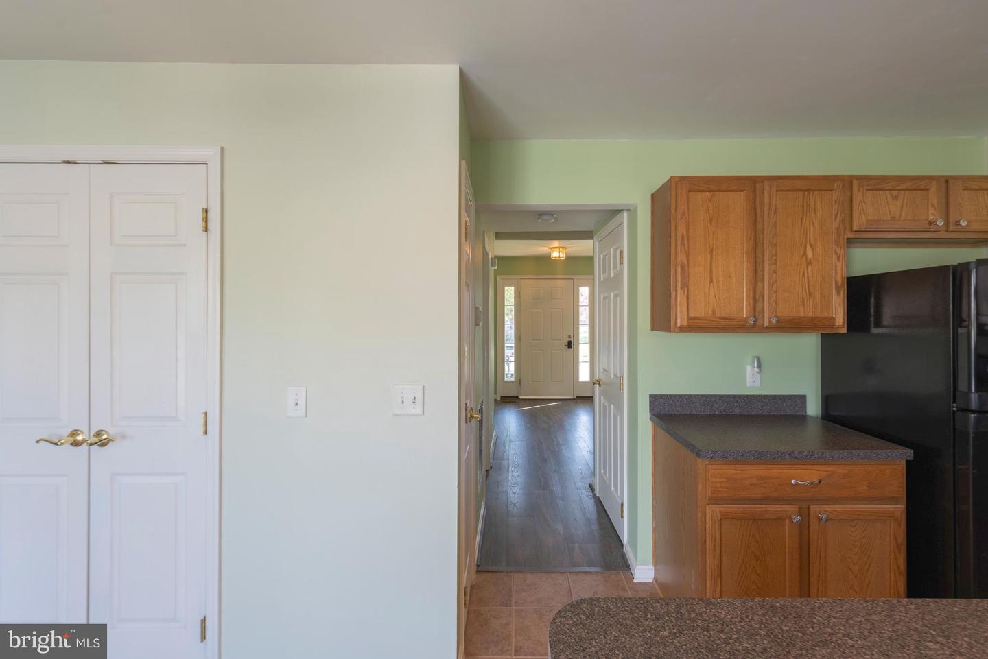 22967 Surry Ln Property Photo 9