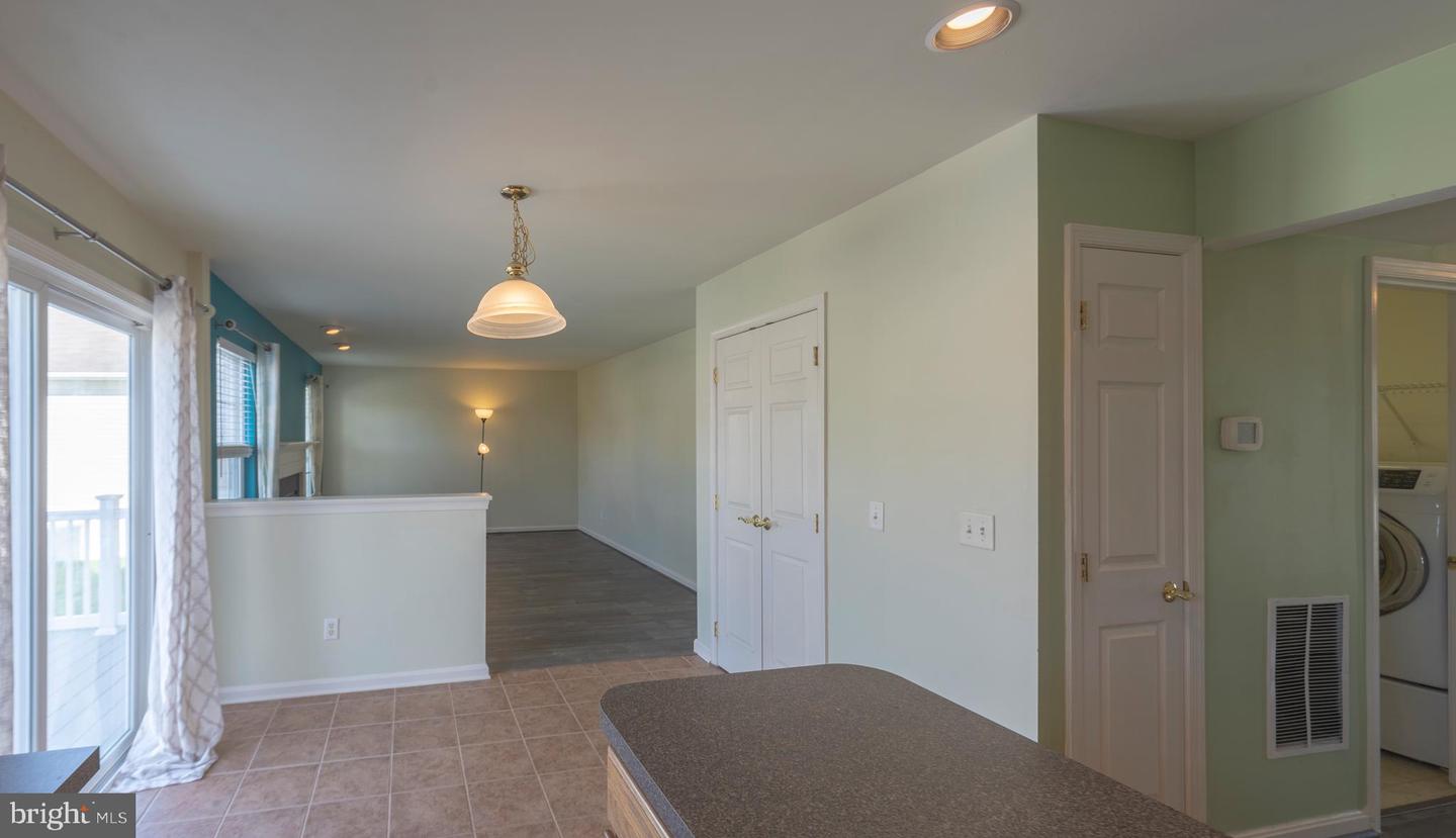 22967 Surry Ln Property Photo 13