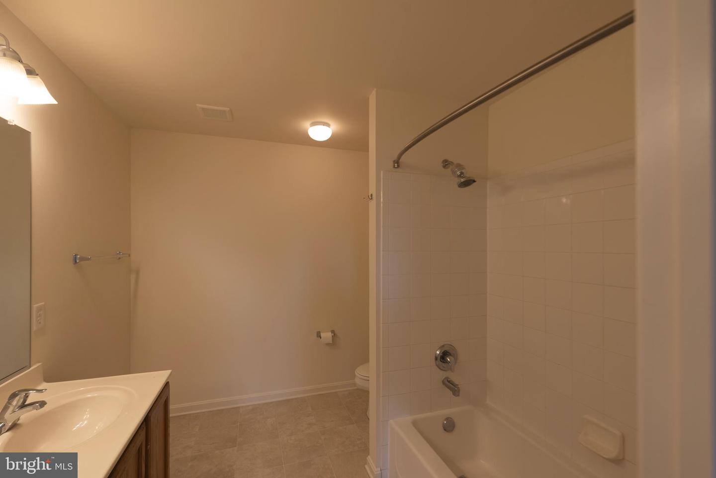 22967 Surry Ln Property Photo 27