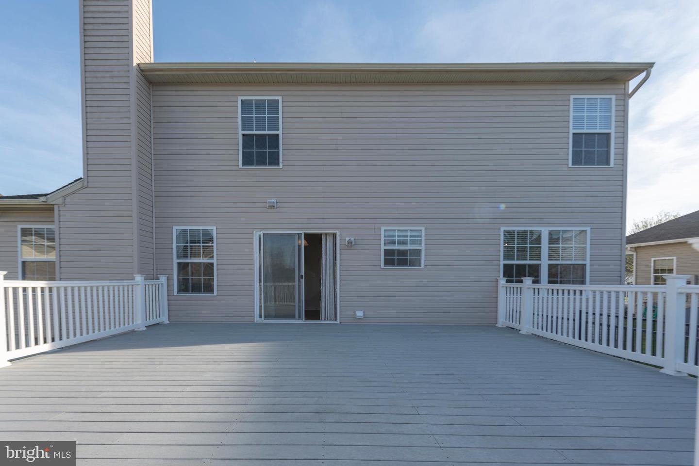 22967 Surry Ln Property Photo 38
