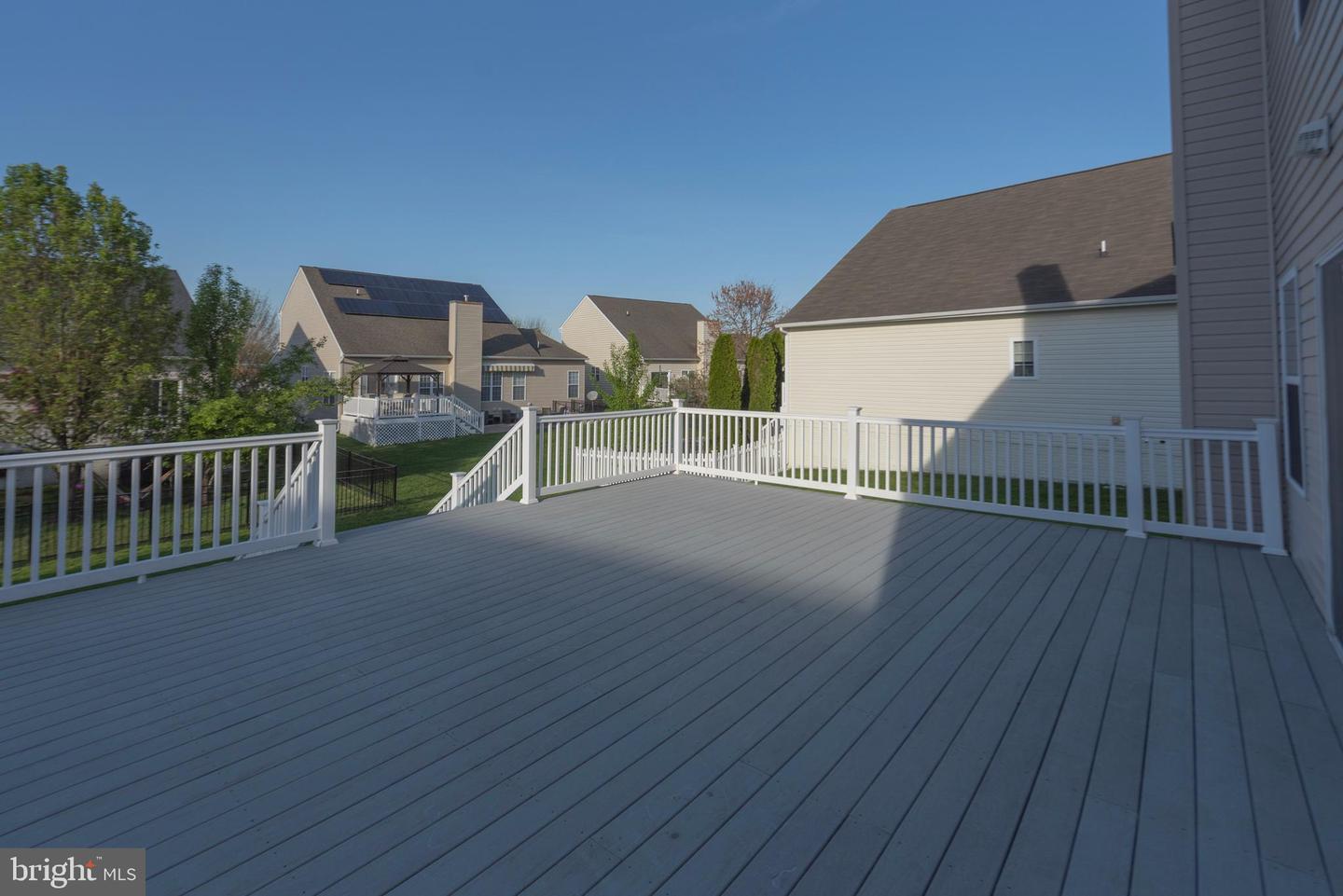 22967 Surry Ln Property Photo 39