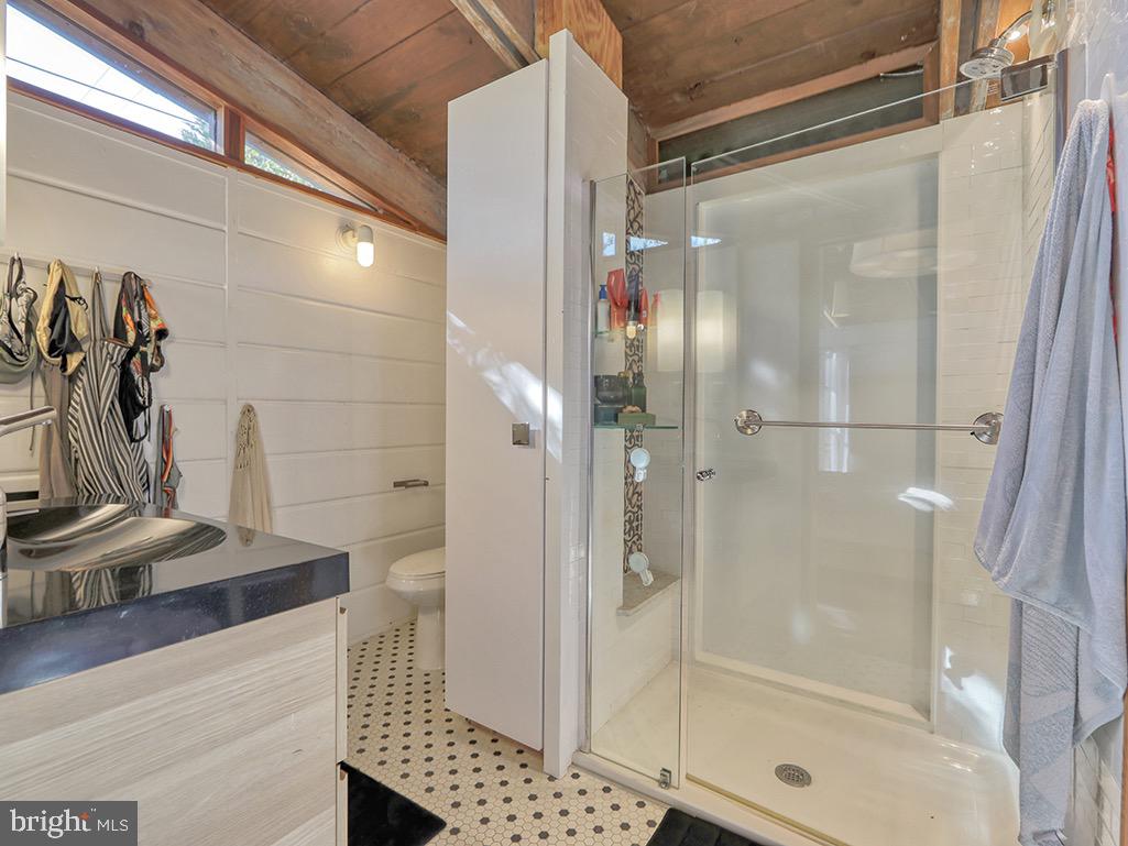 23 Jersey St Property Photo 24