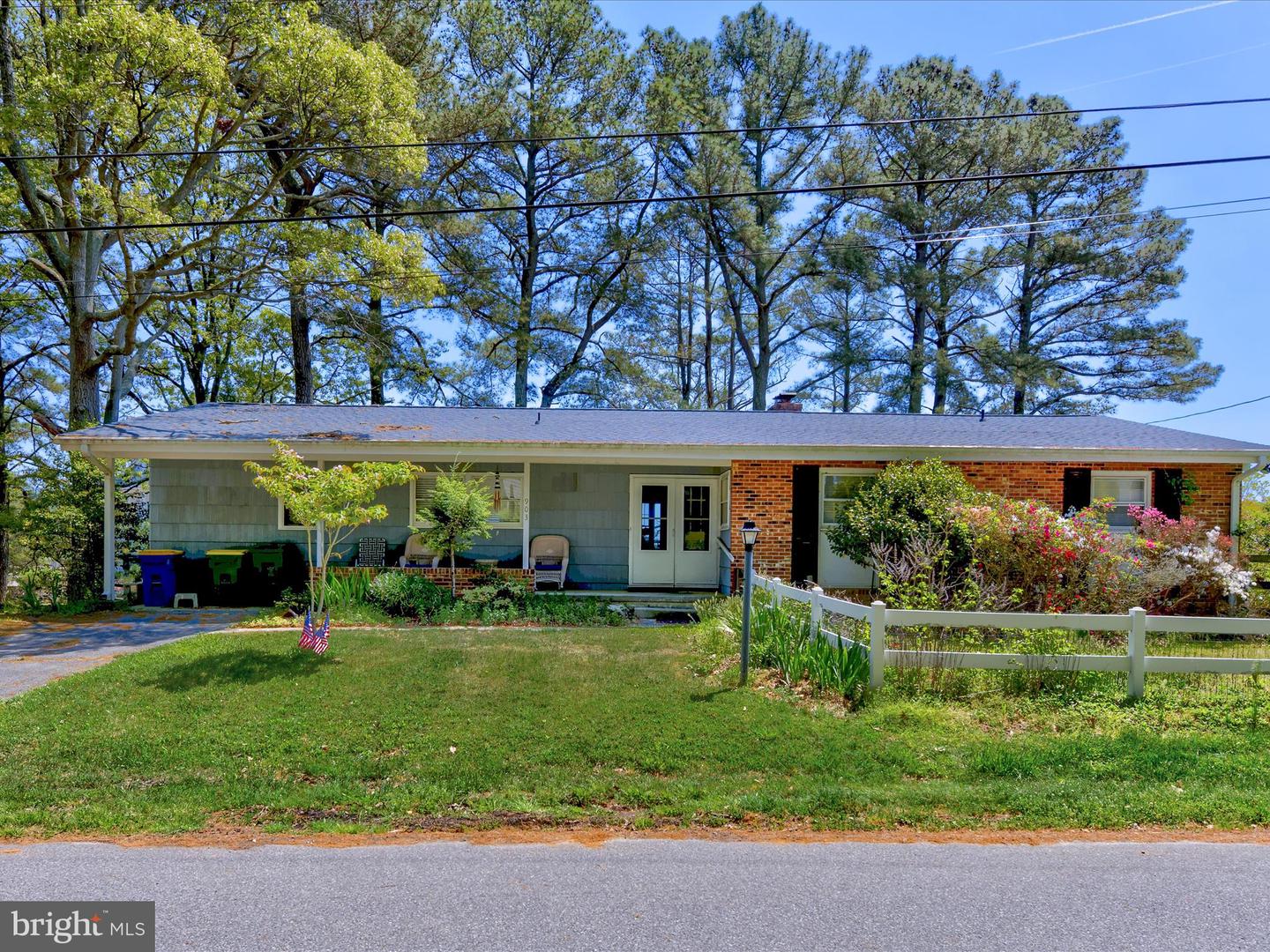 21259 Bayview Rd Property Photo