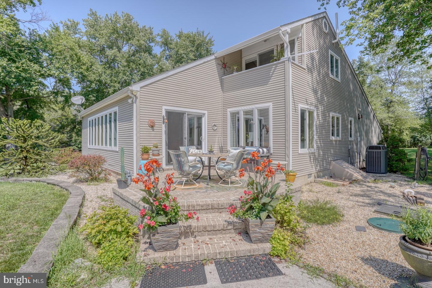 5204 Brown St Property Photo 31