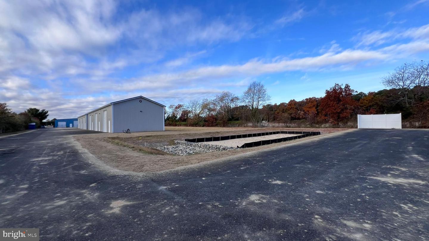 16727 Coastal Hwy Property Photo 3