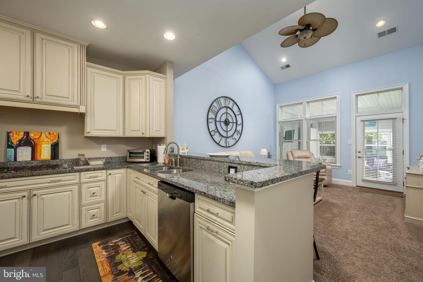 36543 Wild Rose Cir Property Photo 11