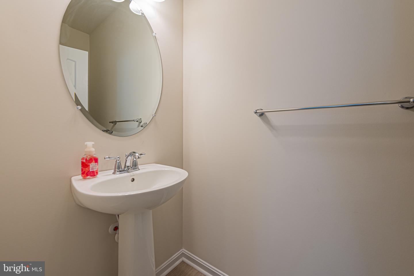 33213 Cross Rd #20 Property Photo 5