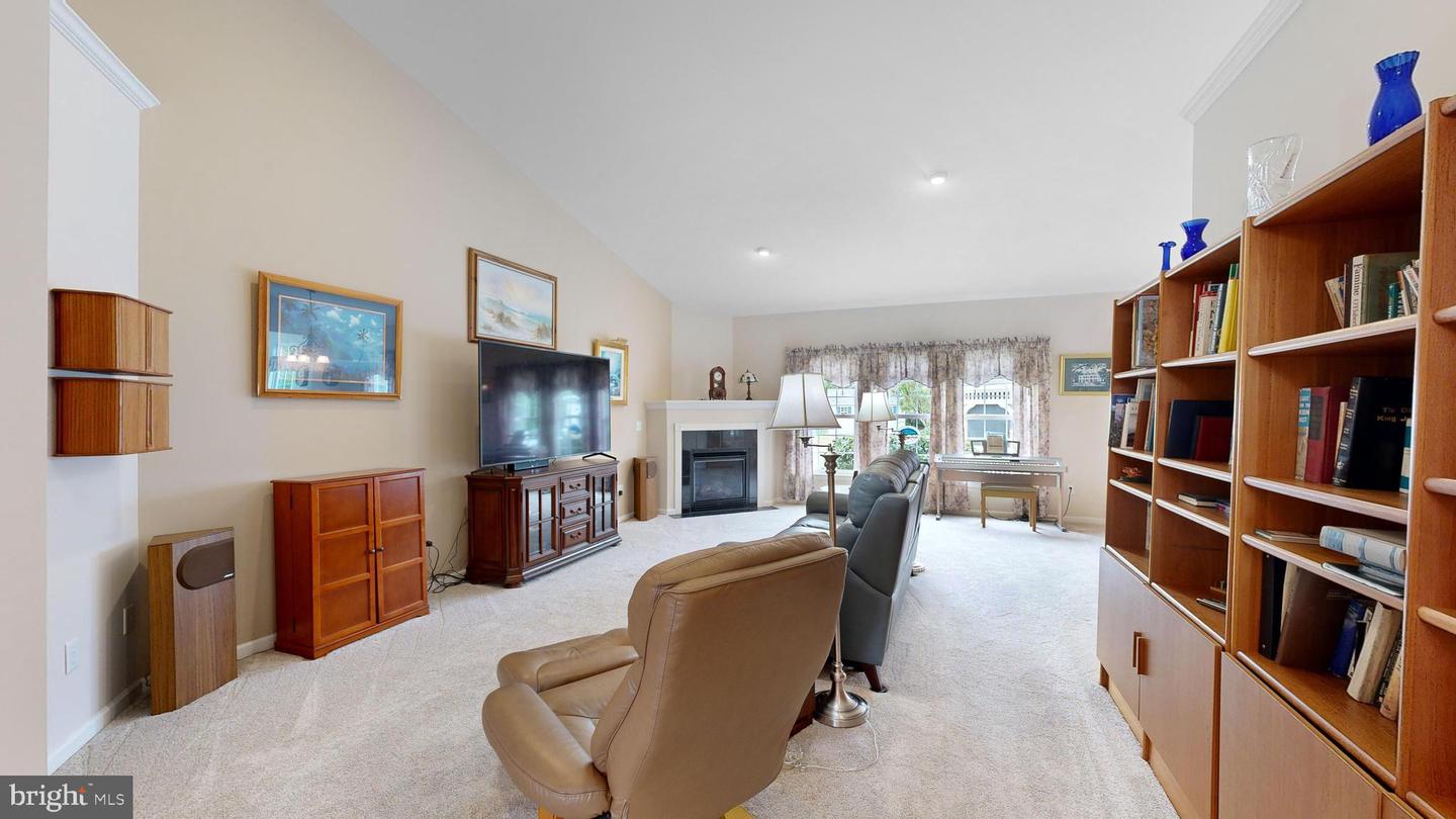 15009 Oyster Shell Dr Property Photo 12