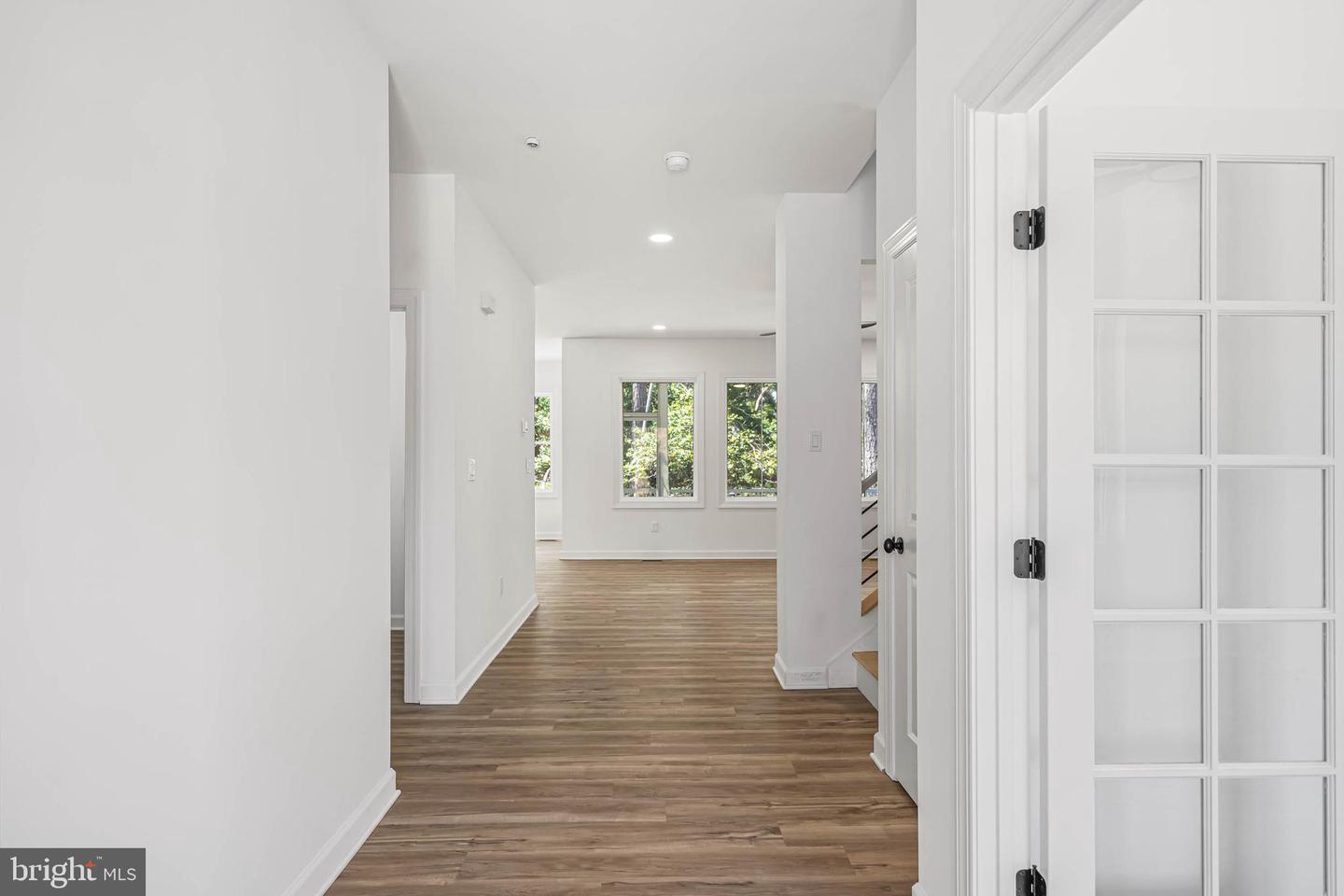 302 Atlantic St Property Photo 5