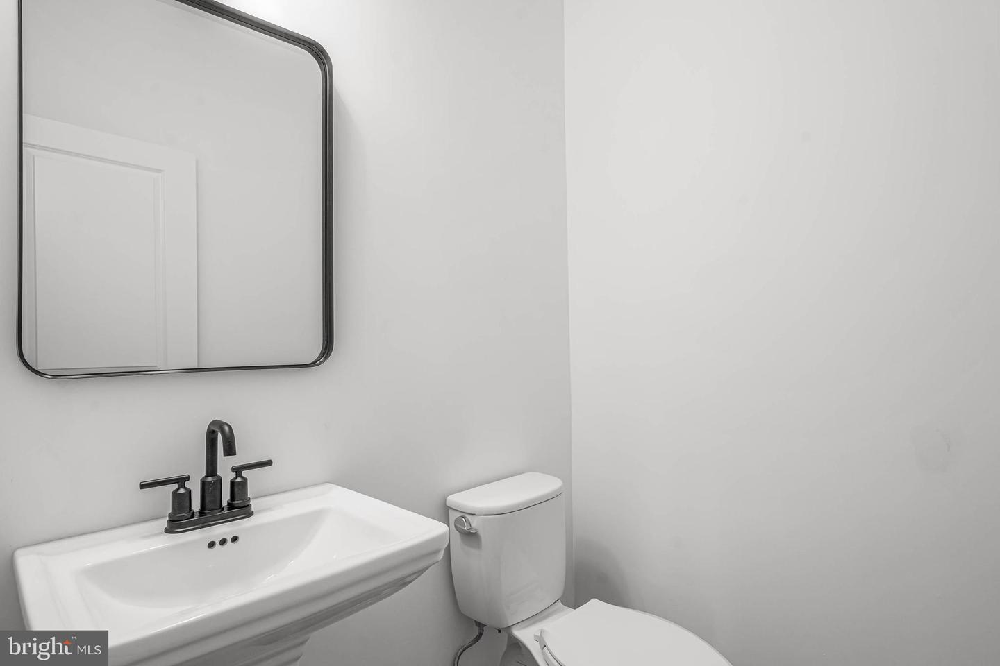 302 Atlantic St Property Photo 11