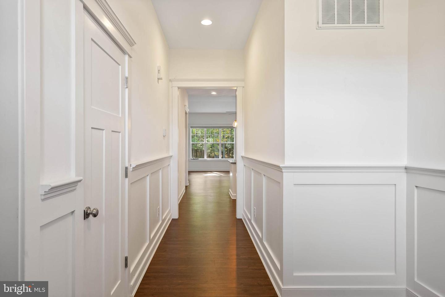 22395 Arbor Circle Property Photo 5