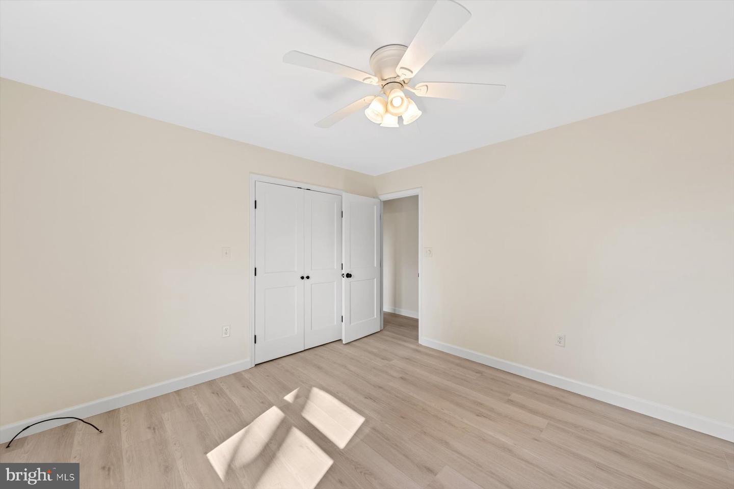 139 W State St Property Photo 32