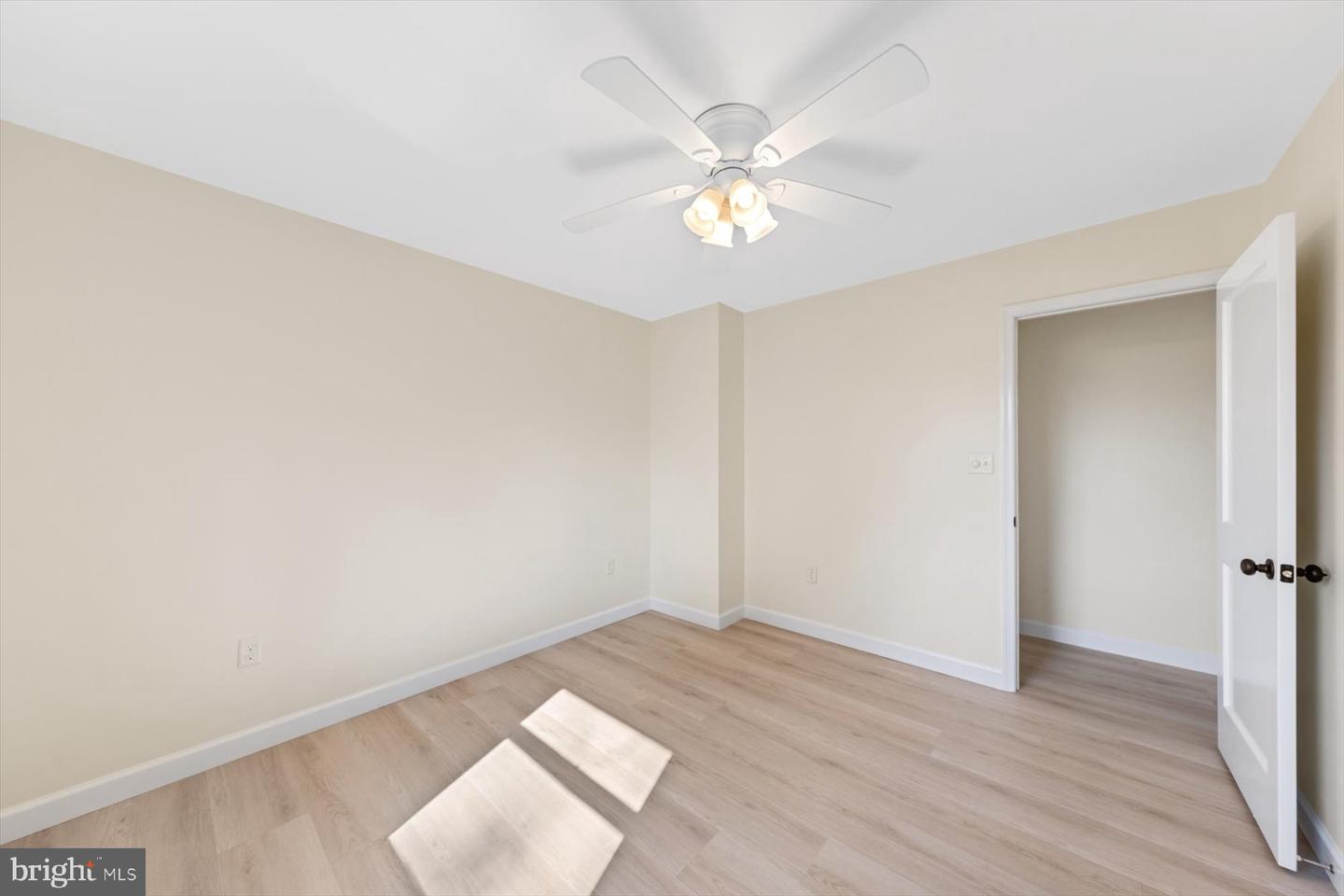 139 W State St Property Photo 34