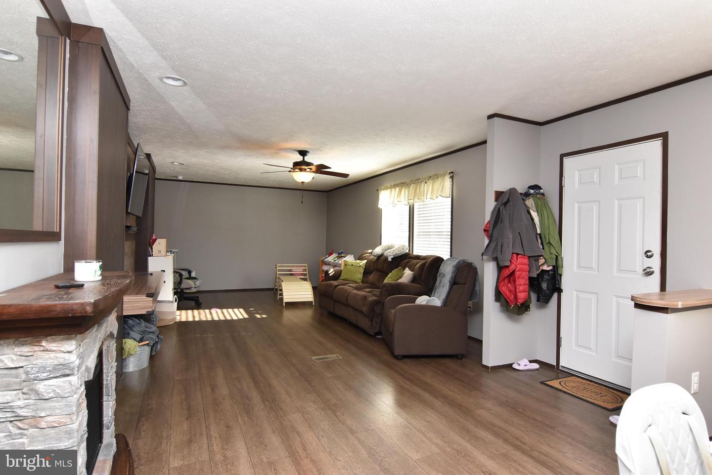 32813 E Berkley Ct Property Photo 8