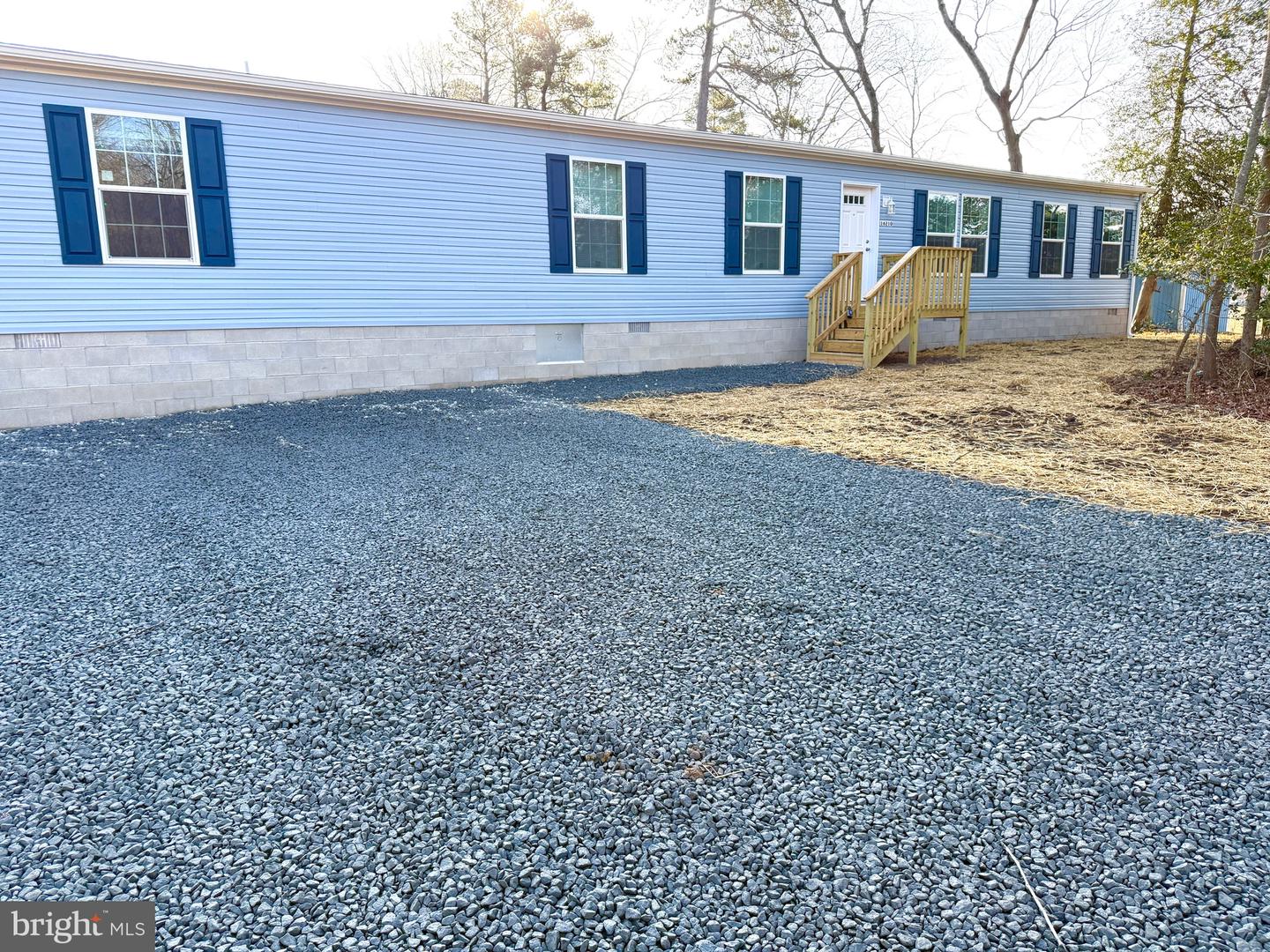 16210 Russell Property Photo