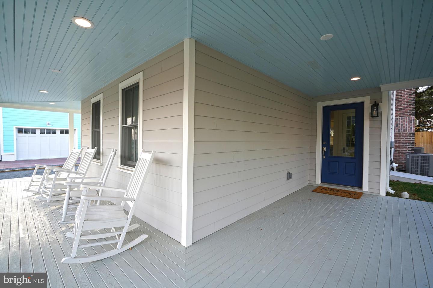 514 Railroad Ave Property Photo 3