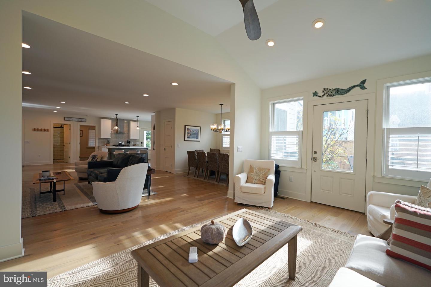 514 Railroad Ave Property Photo 23