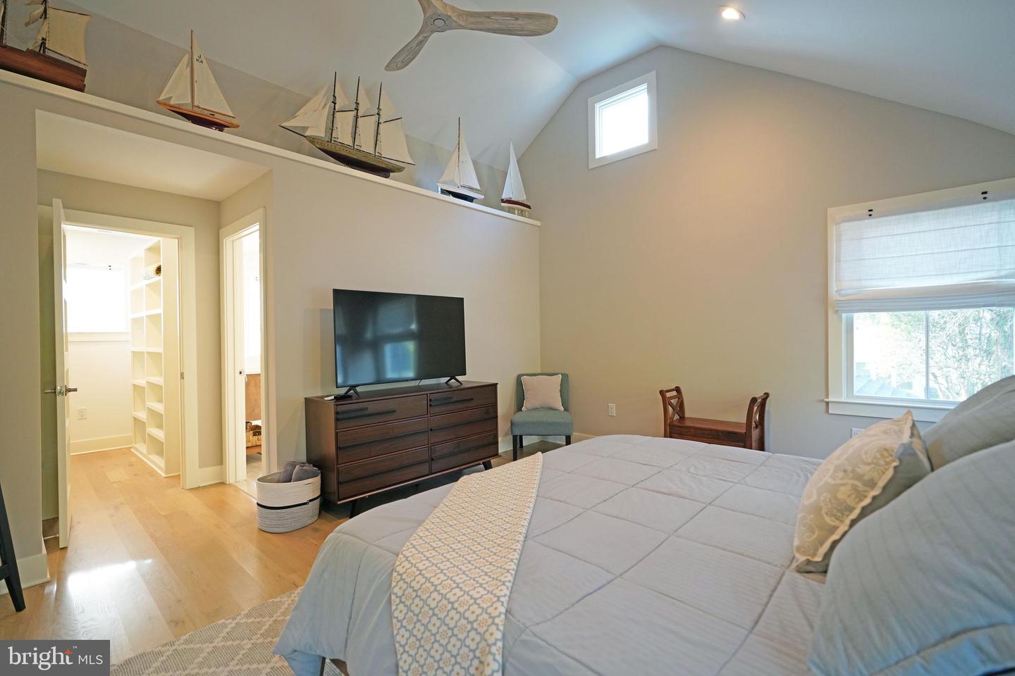 514 Railroad Ave Property Photo 40
