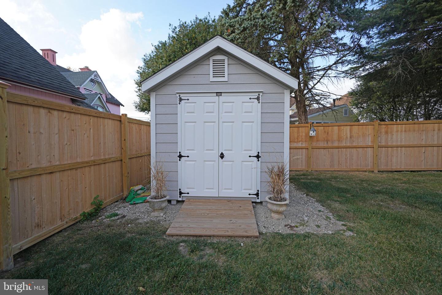 514 Railroad Ave Property Photo 59