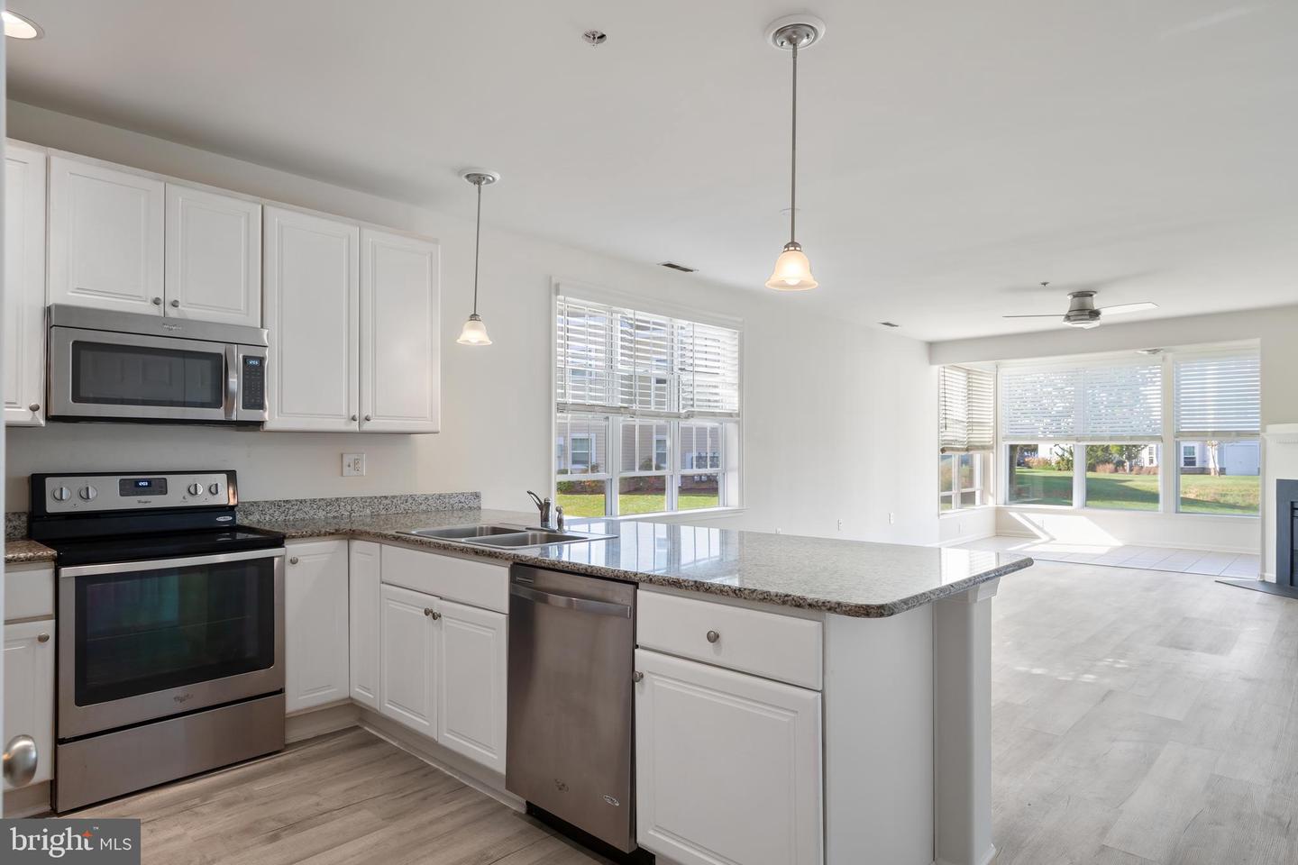 17432 Slipper Shell Way #building 3 Unit 1 Property Photo 3