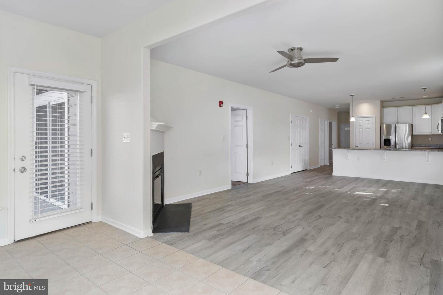 17432 Slipper Shell Way #building 3 Unit 1 Property Photo 6