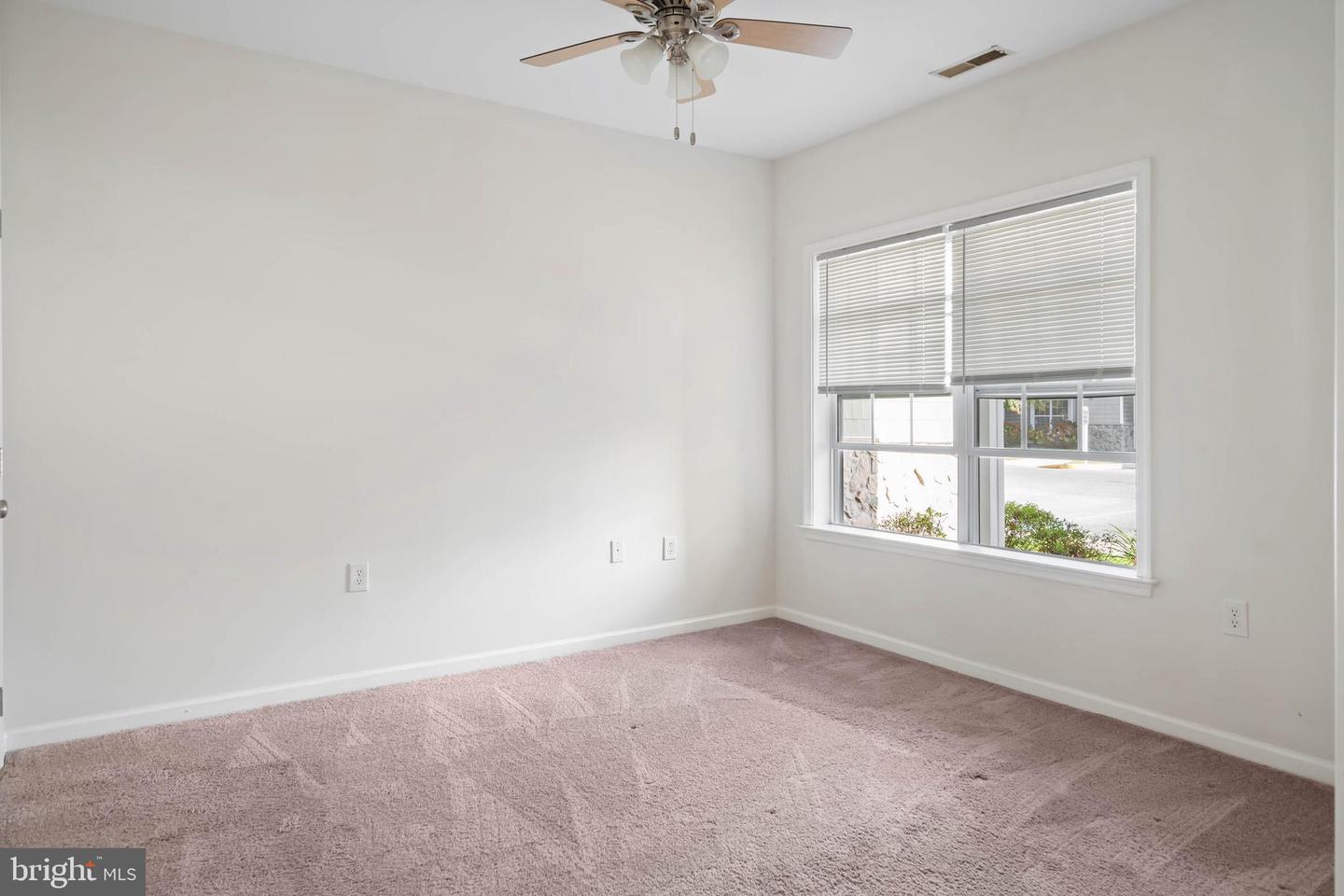 17432 Slipper Shell Way #building 3 Unit 1 Property Photo 12