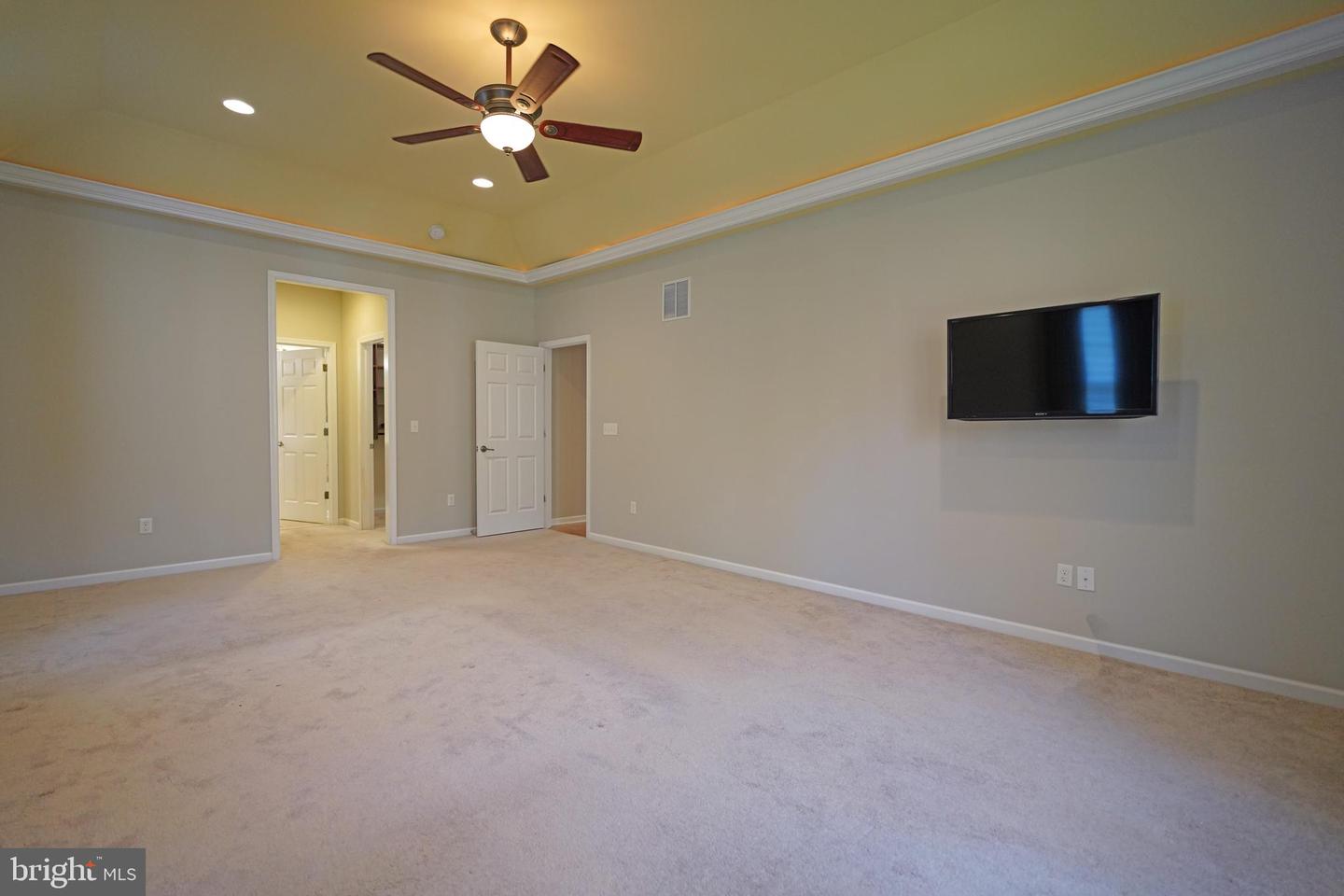 23864 Samuel Adams Cir Property Photo 27