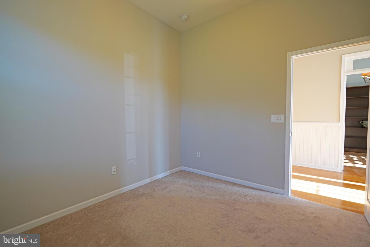 23864 Samuel Adams Cir Property Photo 35