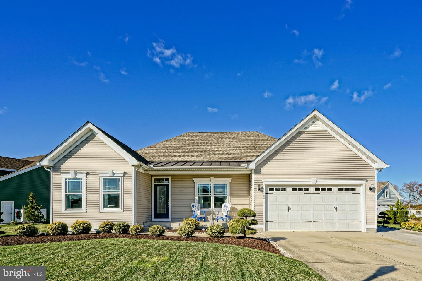 16801 Hunters Turn Property Photo 3