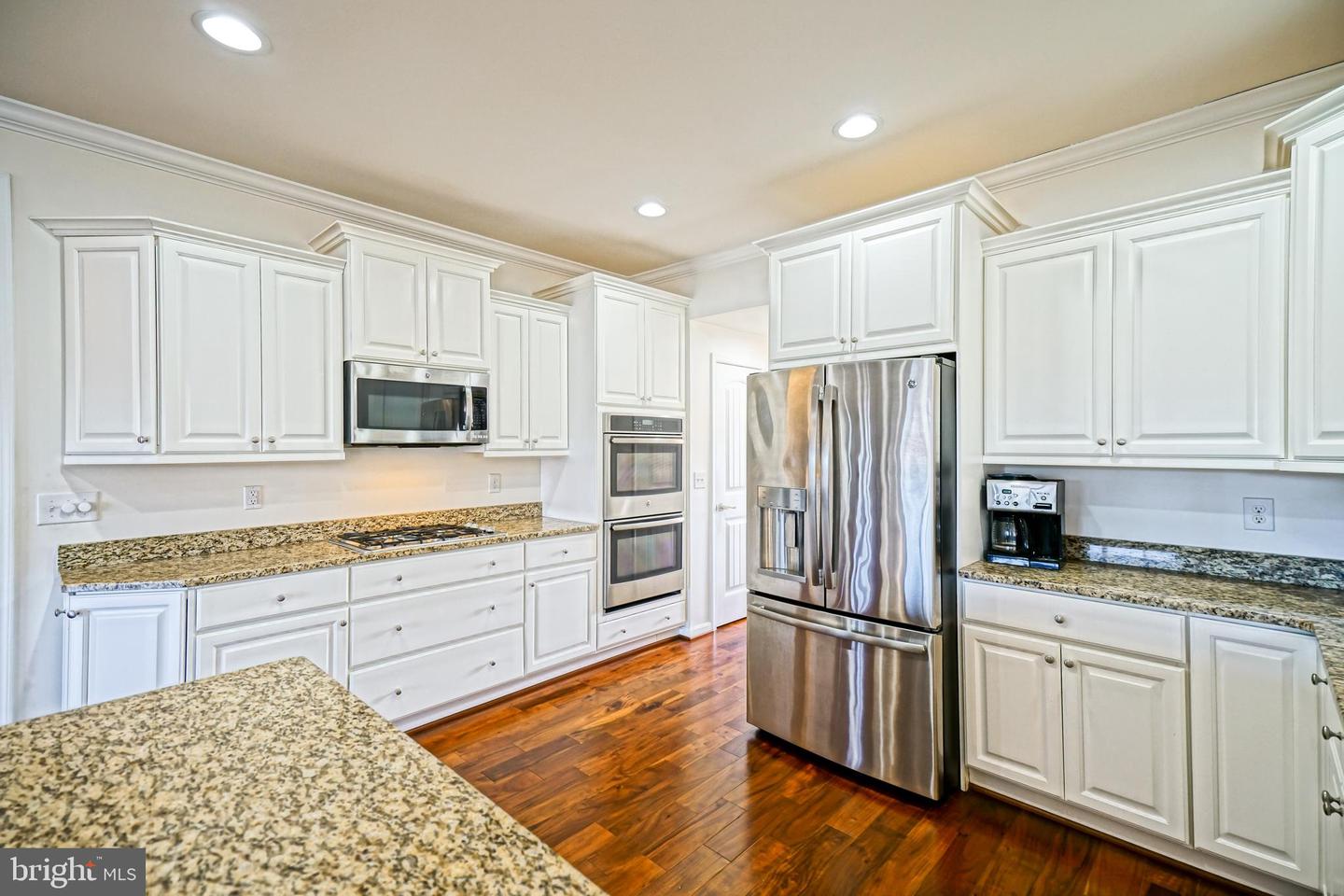 16801 Hunters Turn Property Photo 11