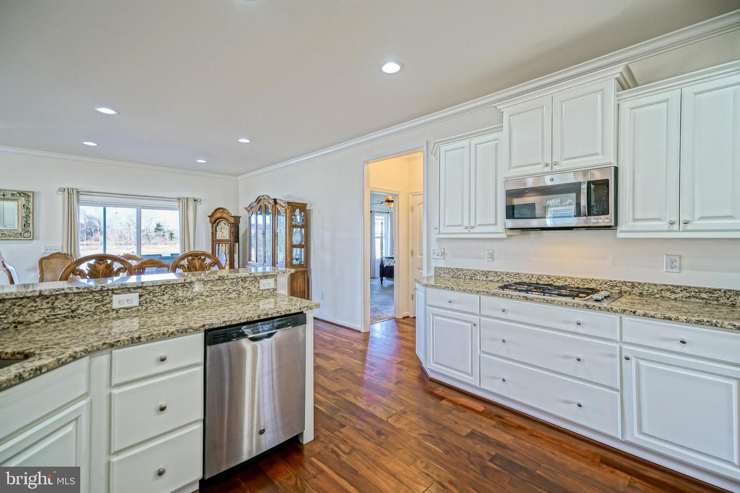 16801 Hunters Turn Property Photo 12