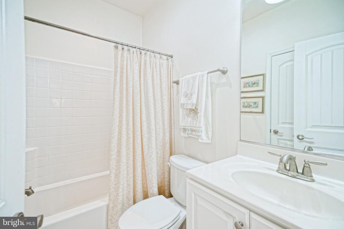 16801 Hunters Turn Property Photo 33