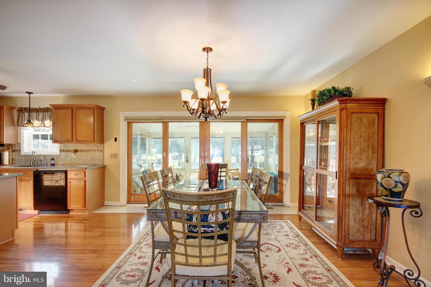 30437 Holts Landing Rd Property Photo 10