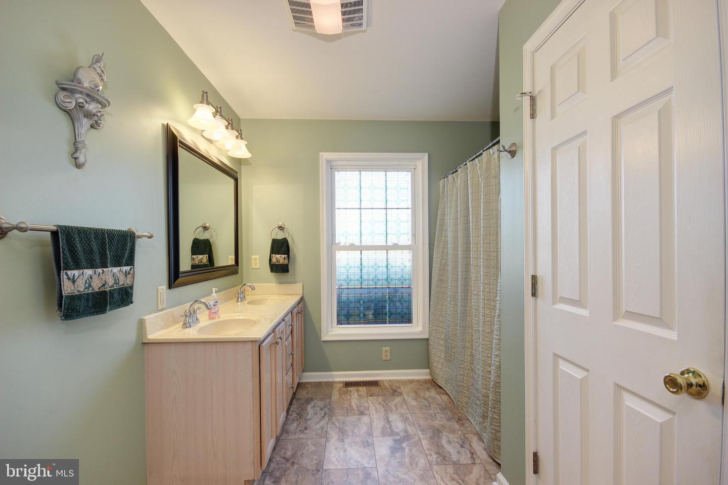30437 Holts Landing Rd Property Photo 16