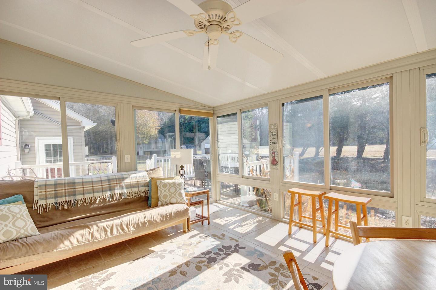 30437 Holts Landing Rd Property Photo 19