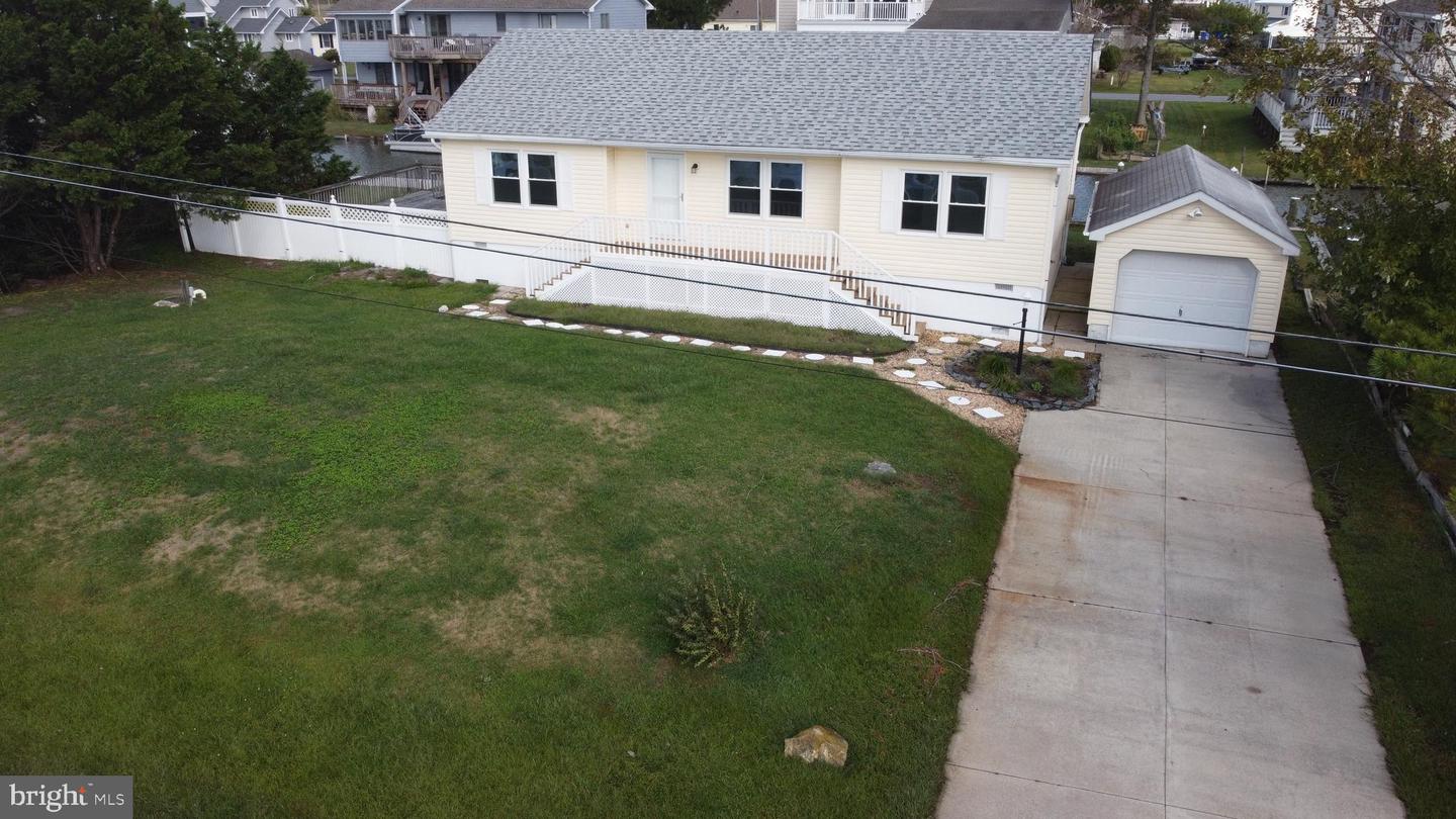 34813 Bookhammer Landing Rd Property Photo 2
