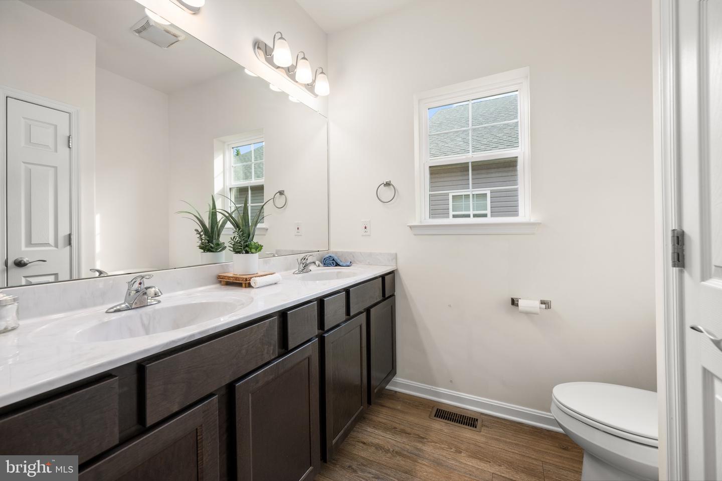 25 Backwater Ct Property Photo 9