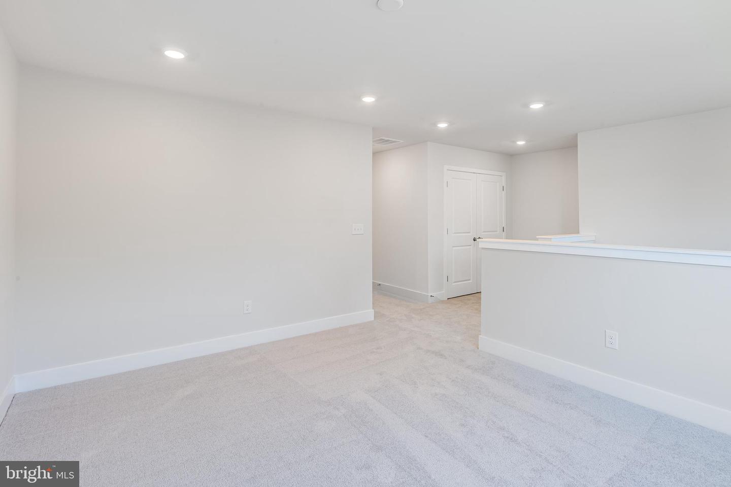 201 Mariners Cir Property Photo 19