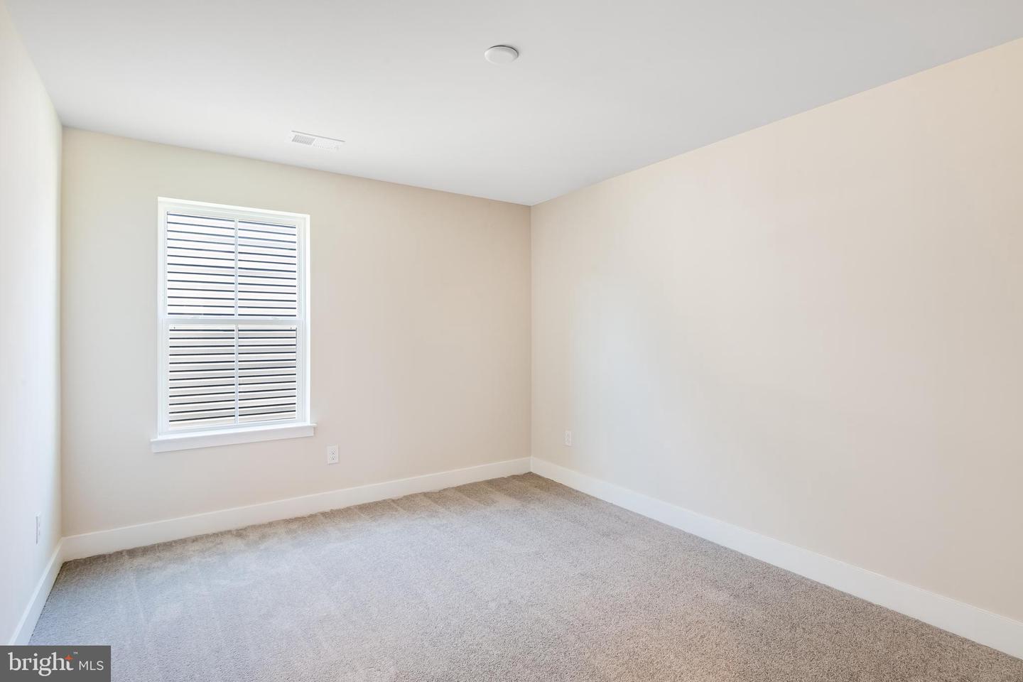 201 Mariners Cir Property Photo 23