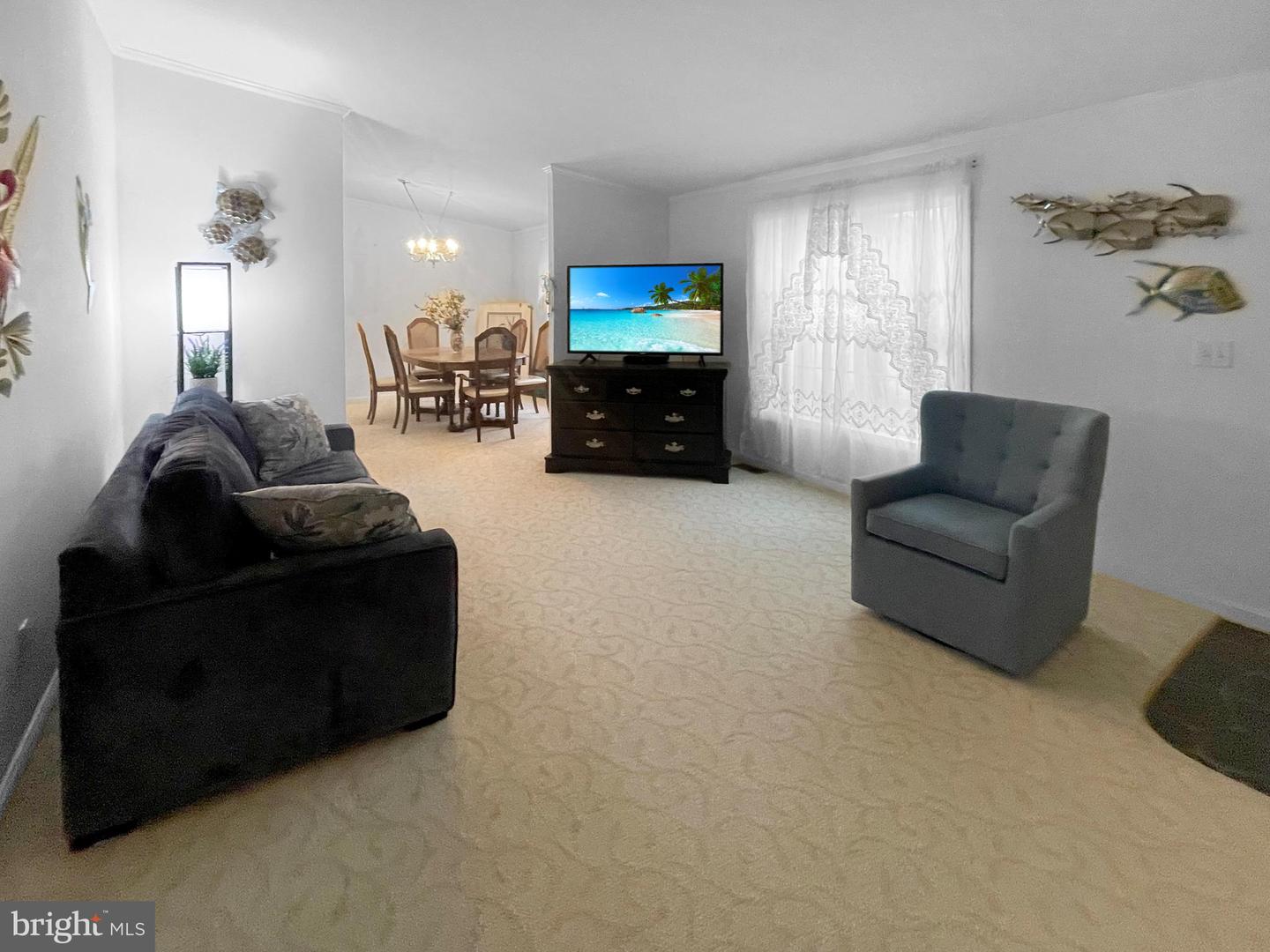 27721 King Charles Dr Property Photo 5