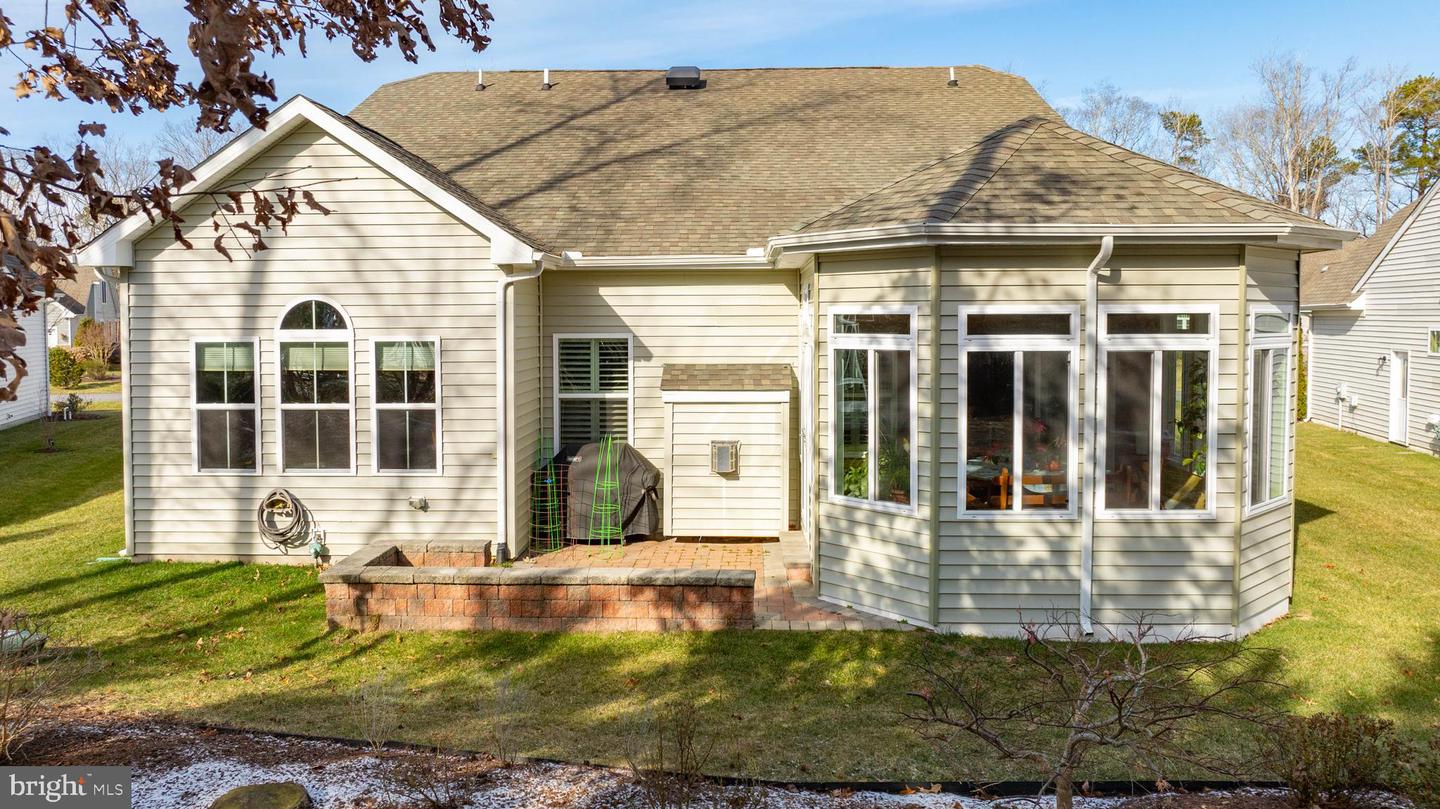 37391 Woods Run Property Photo 5