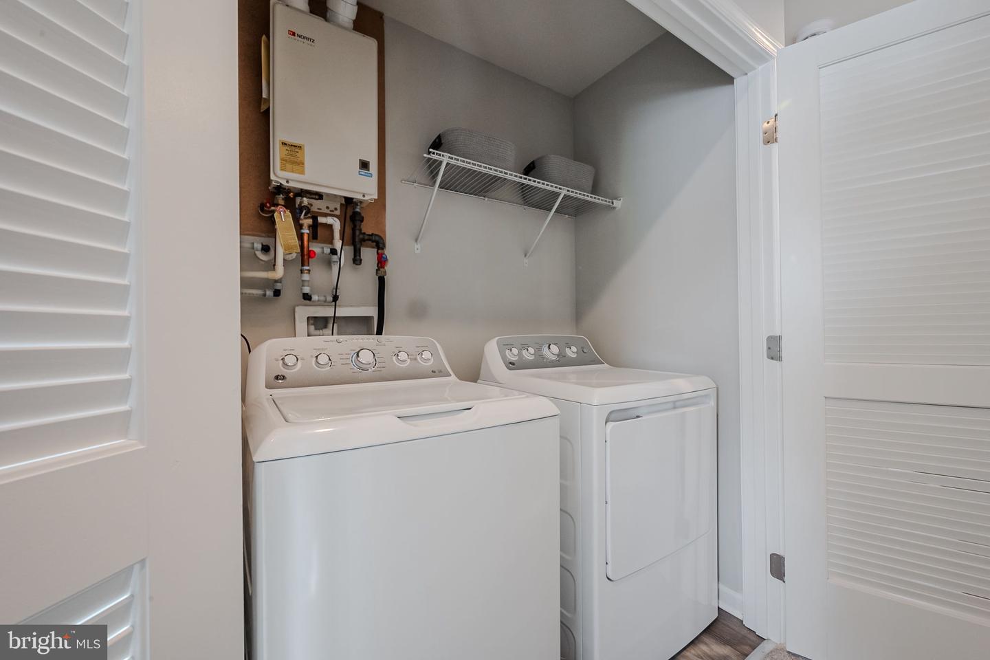 12064 Geyer Ave Property Photo 20