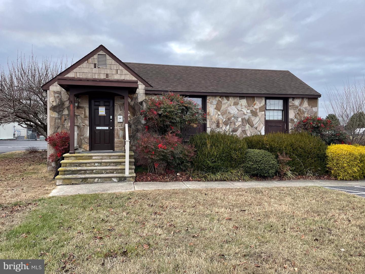 9308 N Point Commons Blvd Property Photo 1