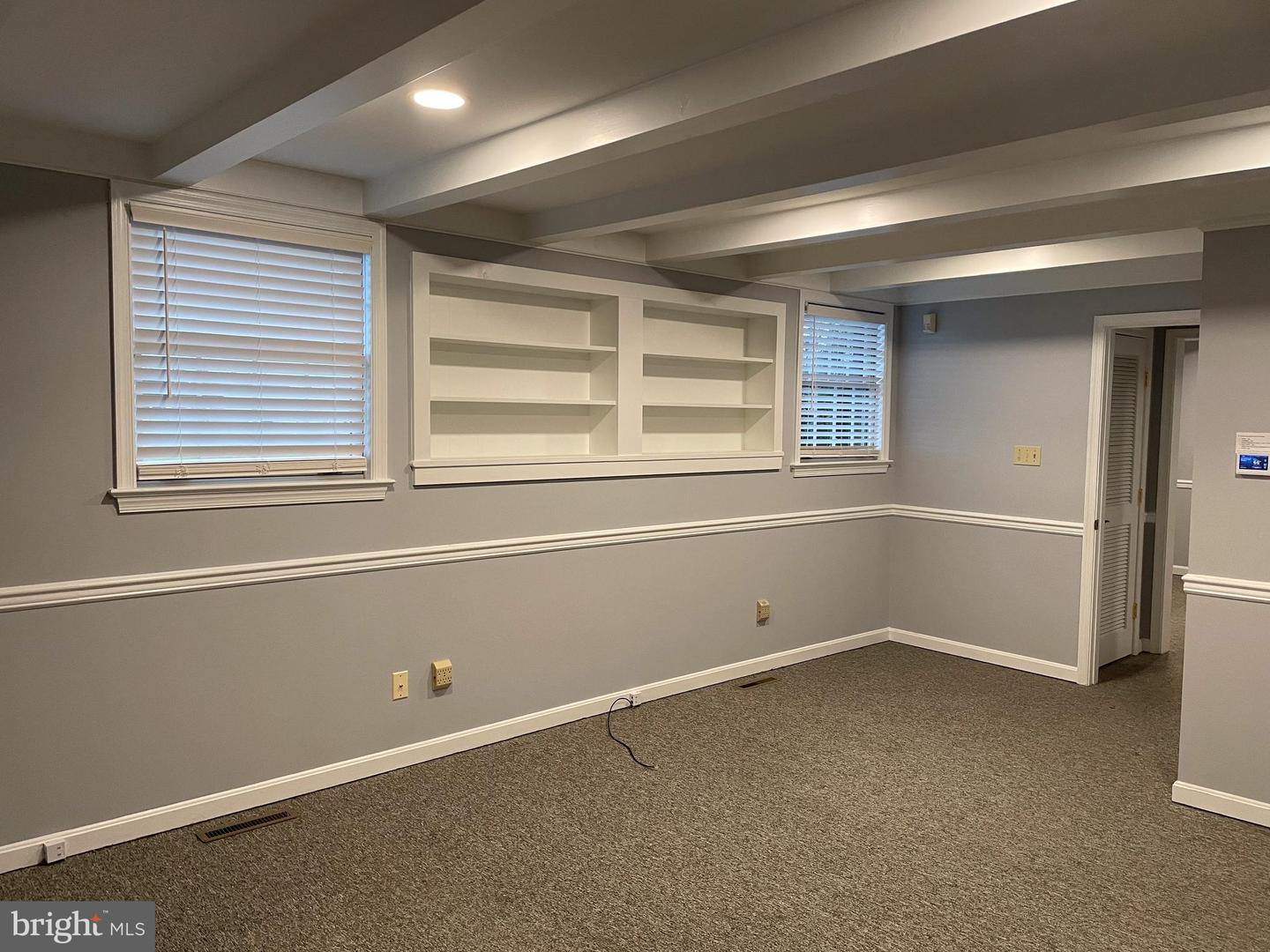 9308 N Point Commons Blvd Property Photo 3