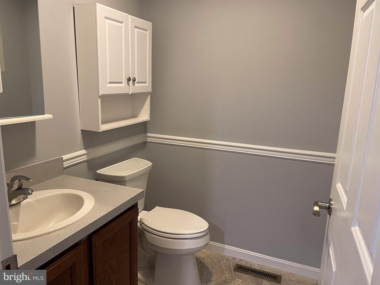9308 N Point Commons Blvd Property Photo 8