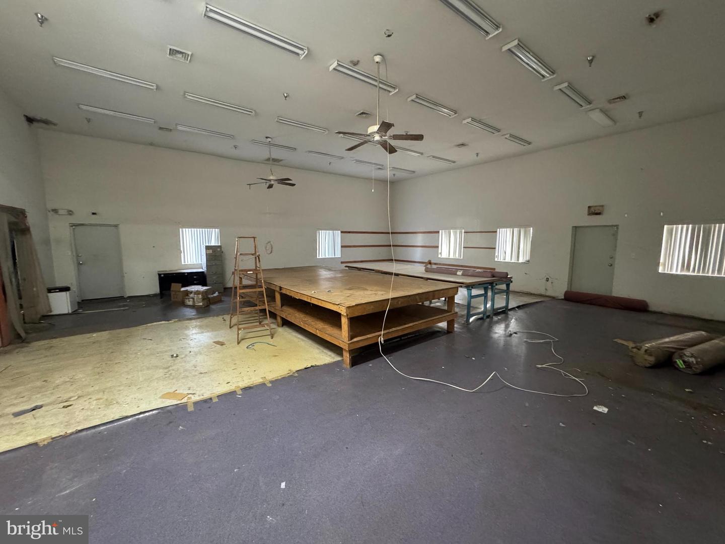 107 Dixon St Property Photo 12
