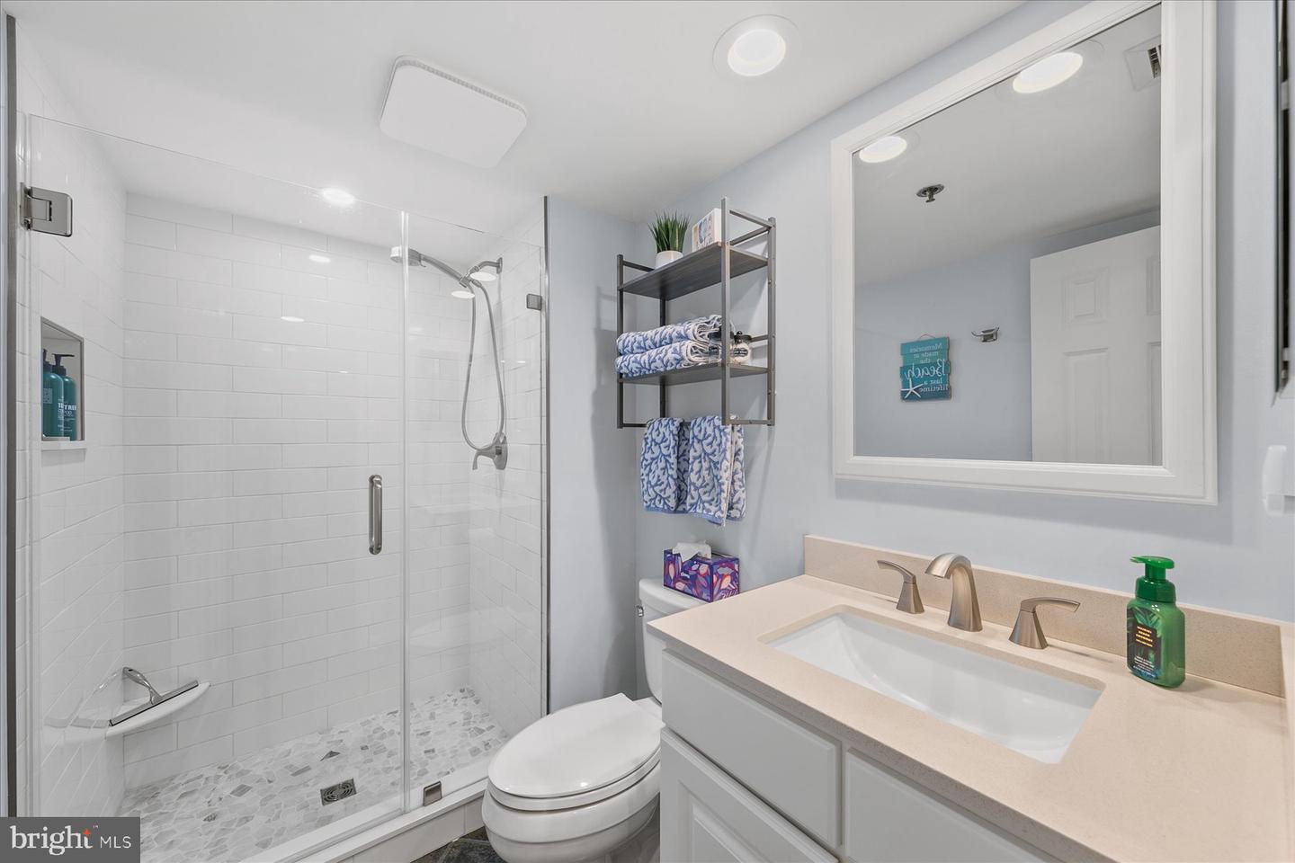 512 Georgetowne House Rd #512 Property Photo 23