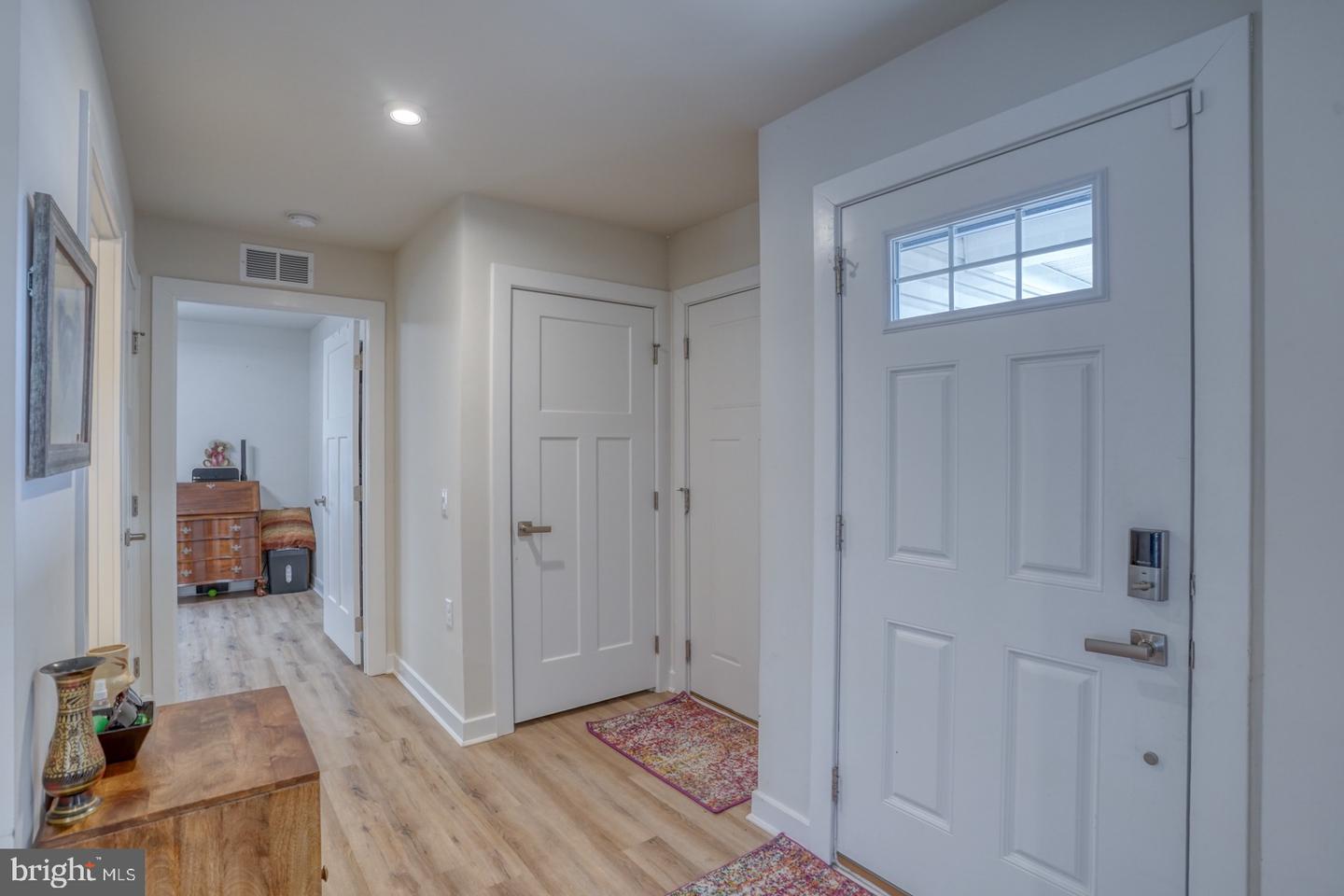7619 Nine Patch Way Property Photo 4