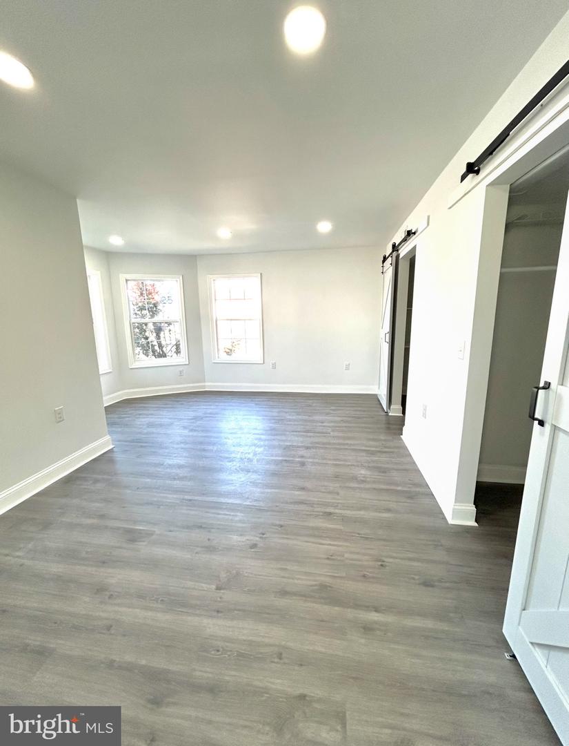 123 Market St Property Photo 5